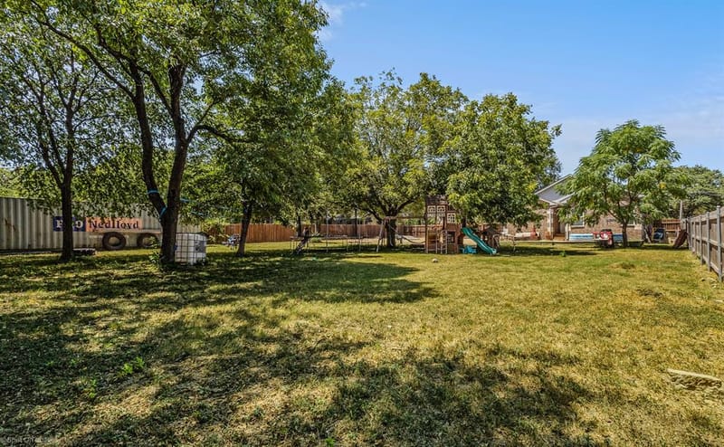 2640 Morgan Drive, Dallas TX 75241 - Photo 9