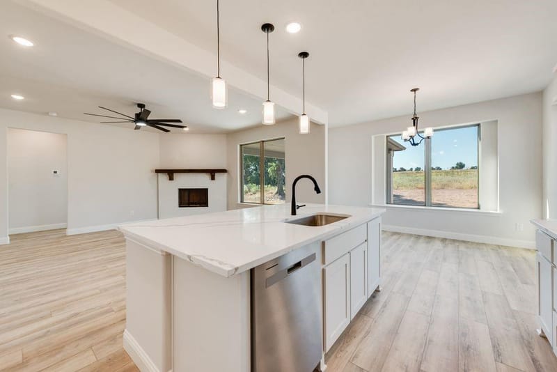 400 McAlpine, Springtown TX 76082 - Photo 8