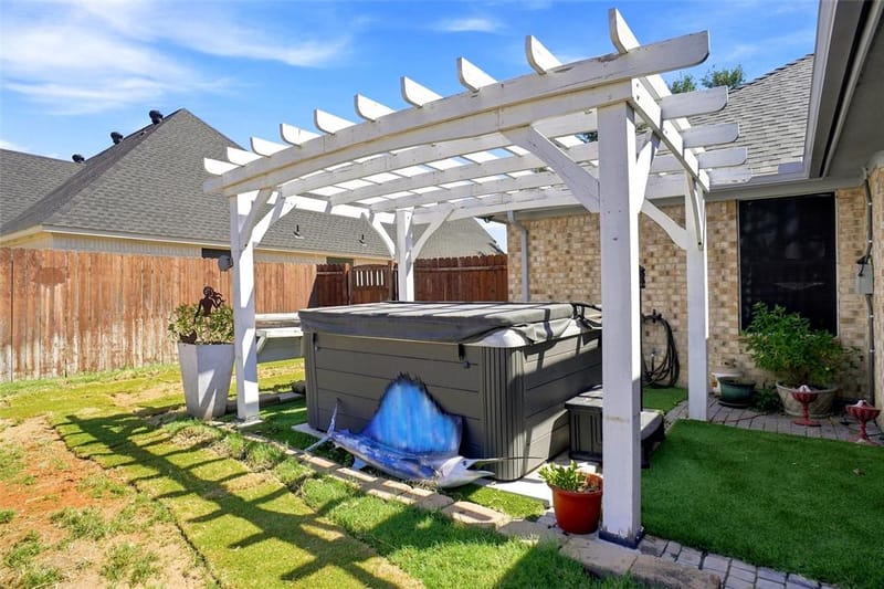 118 Golfers Way, Azle TX 76020 - Photo 28