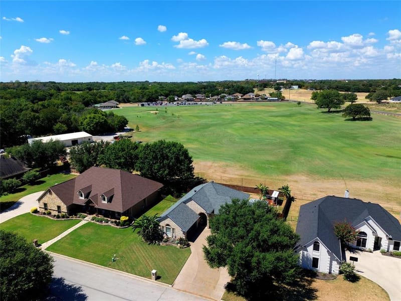 118 Golfers Way, Azle TX 76020 - Photo 33