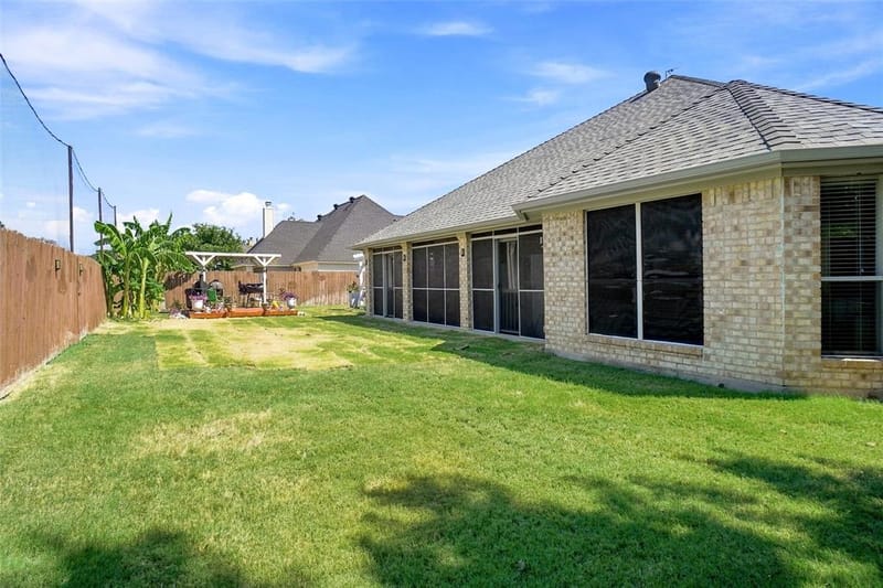 118 Golfers Way, Azle TX 76020 - Photo 31