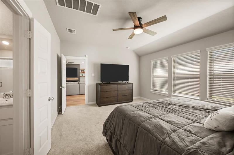 14733 Desert Door Drive, Fort Worth TX 76052 - Photo 9