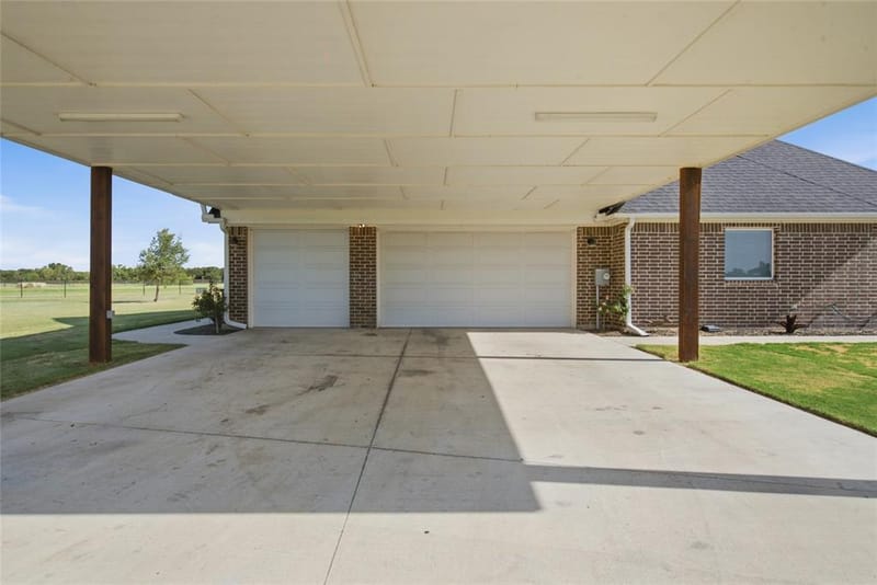 1044 Monarch Court, Poolville TX 76487 - Photo 32