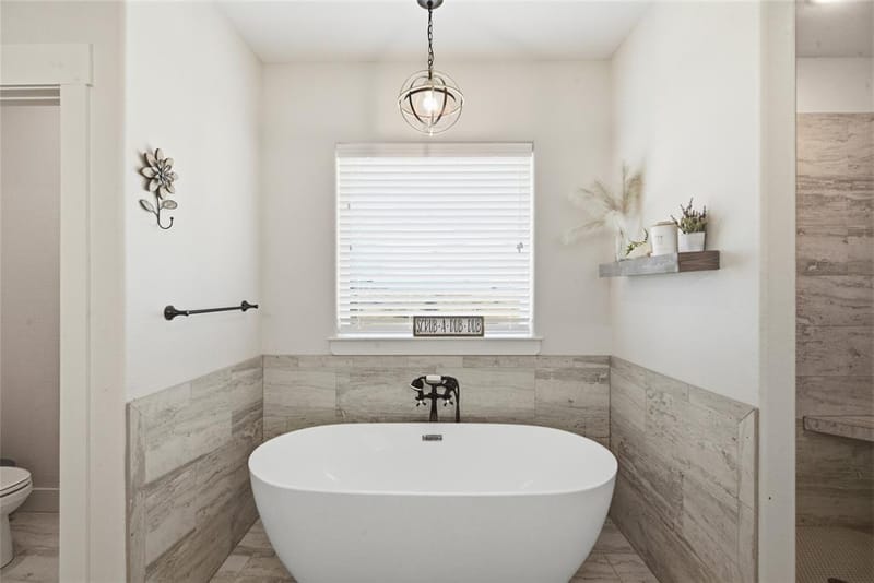 1044 Monarch Court, Poolville TX 76487 - Photo 19