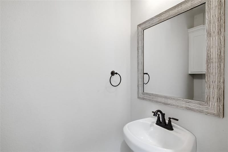1044 Monarch Court, Poolville TX 76487 - Photo 29