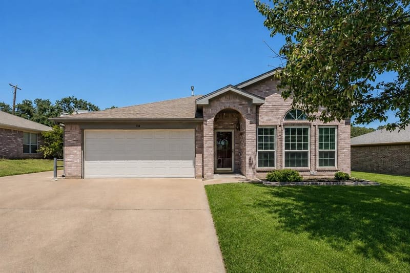 334 Dalhart Drive, Weatherford TX 76086