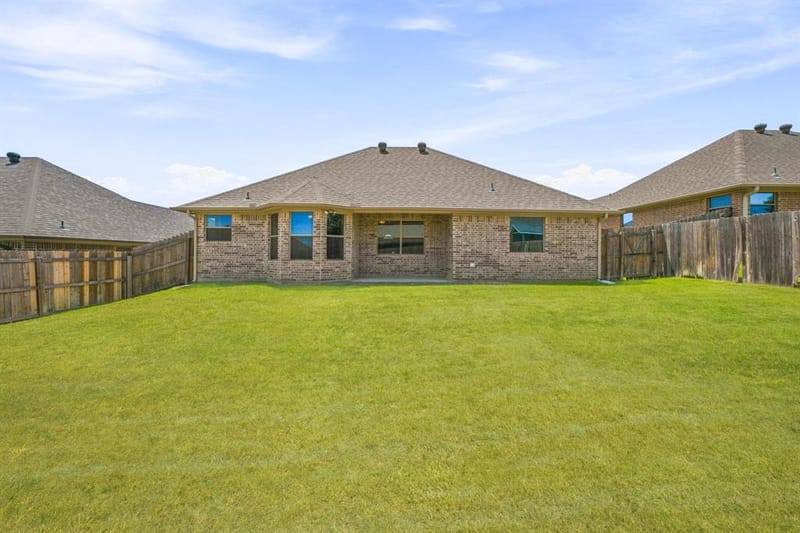 1245 Newcastle Drive, Weatherford TX 76086 - Photo 17