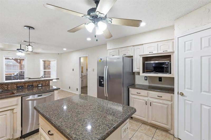 128 Oakwood Court, Lakeside TX 76135 - Photo 12
