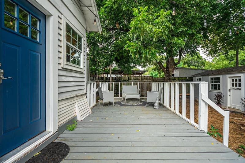 719 Melba Street, Dallas TX 75208 - Photo 2