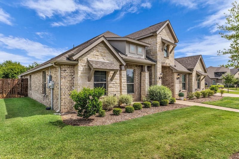 1317 Ridgeview Drive, Hewitt TX 76643 - Photo 3