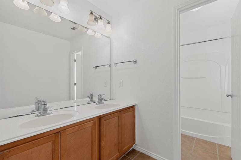 1607 Harbor View Road, Glenn Heights TX 75154 - Photo 16