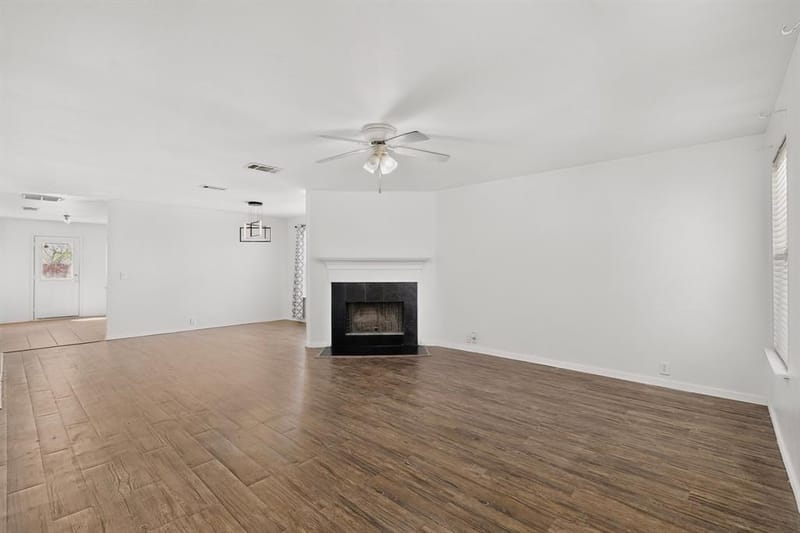 1607 Harbor View Road, Glenn Heights TX 75154 - Photo 7