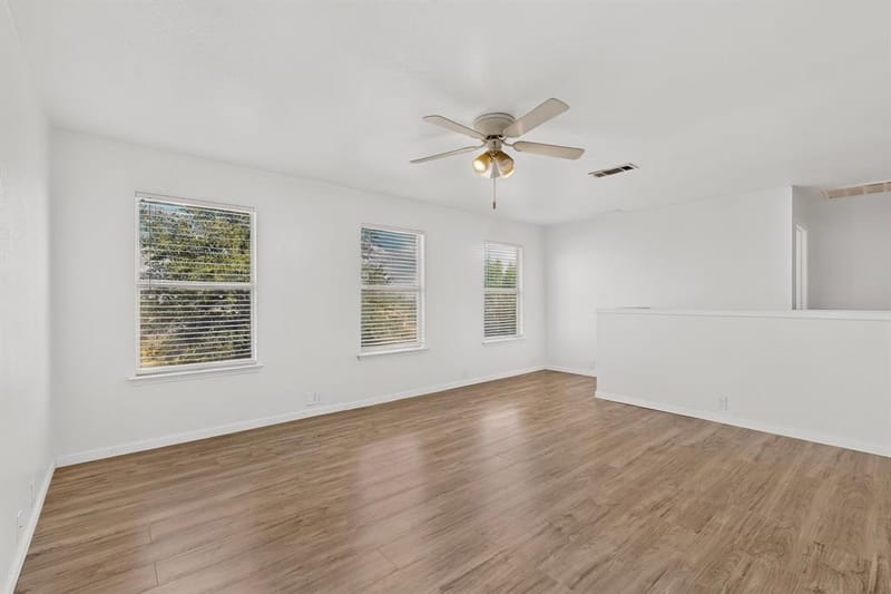 1607 Harbor View Road, Glenn Heights TX 75154 - Photo 32