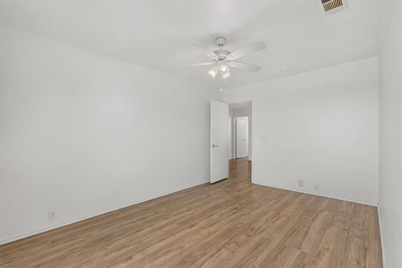 1607 Harbor View Road, Glenn Heights TX 75154 - Photo 30