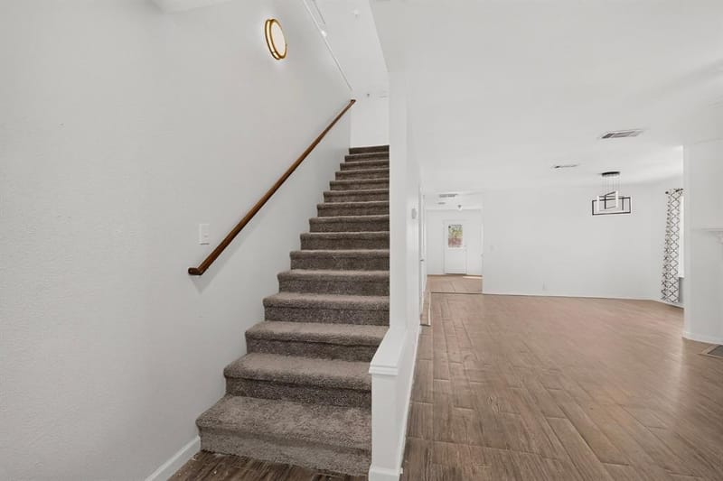 1607 Harbor View Road, Glenn Heights TX 75154 - Photo 4