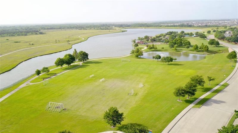 1996 Sunnybrook Drive, Heartland TX 75126 - Photo 14