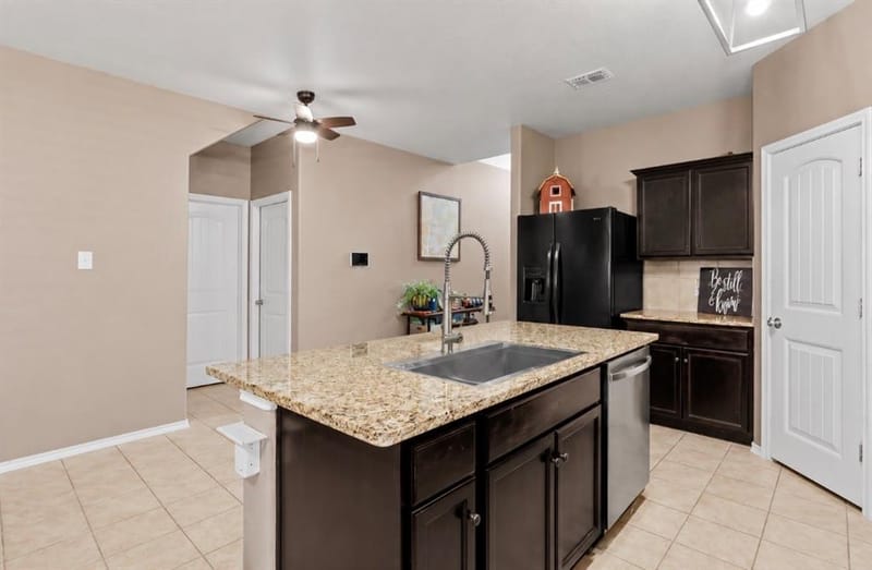 6352 Seagull Lane, Fort Worth TX 76179 - Photo 8