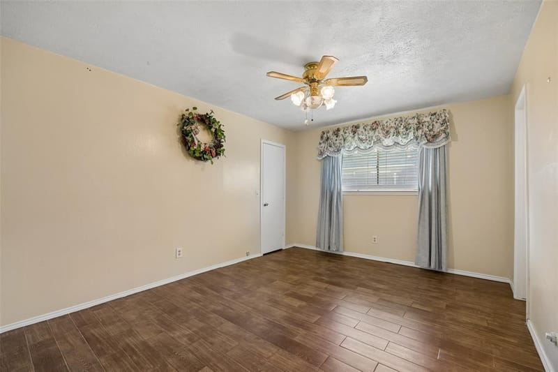 2903 Country Place Court, Carrollton TX 75006 - Photo 18