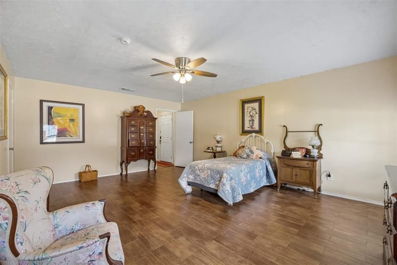 2903 Country Place Court, Carrollton TX 75006 - Photo 15