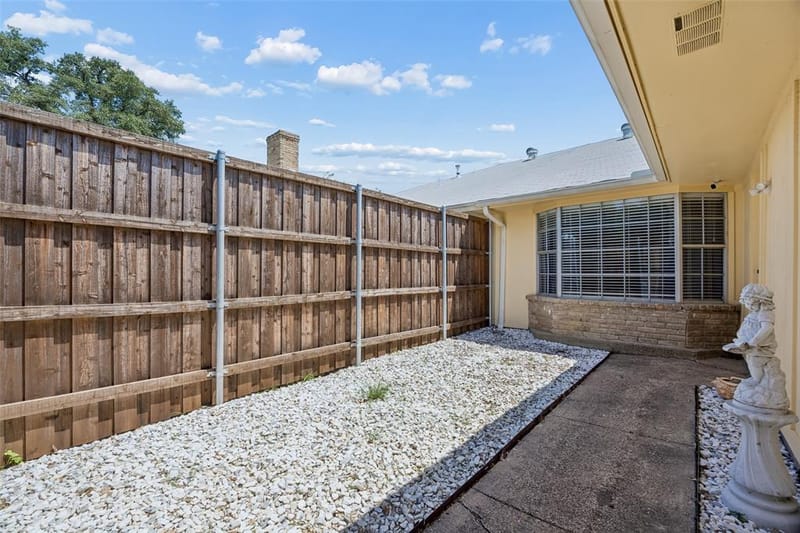 2903 Country Place Court, Carrollton TX 75006 - Photo 19