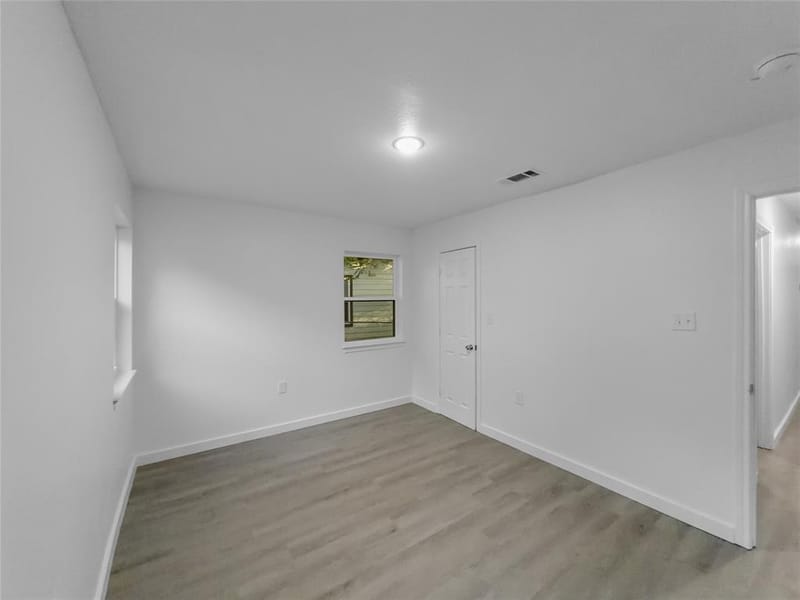 1411 Swiss Street, Arlington TX 76010 - Photo 20