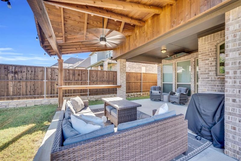 1749 Dartmoor Drive, Carrollton TX 75010 - Photo 32