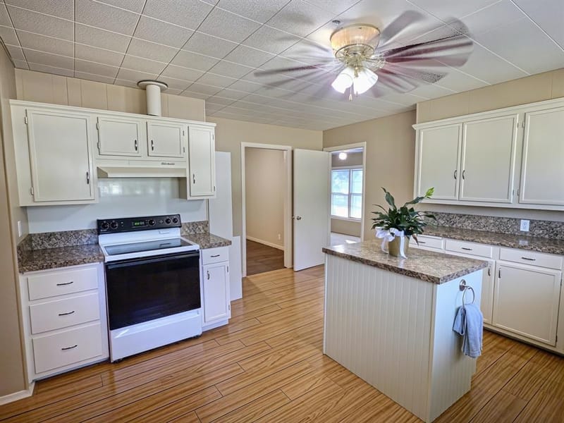 2207 4th Street, Brownwood TX 76801 - Photo 8