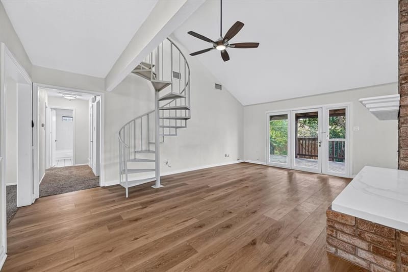 4610 Bellefontaine Court, Arlington TX 76017 - Photo 5