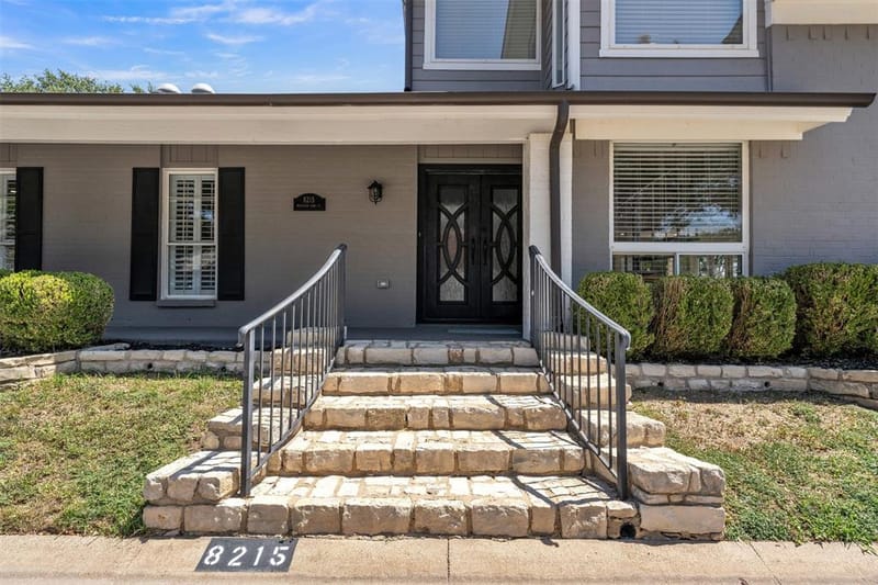 8215 Mountain Lake Court, Fort Worth TX 76179 - Photo 3