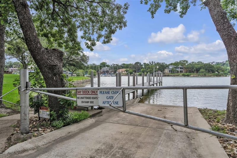 8215 Mountain Lake Court, Fort Worth TX 76179 - Photo 34