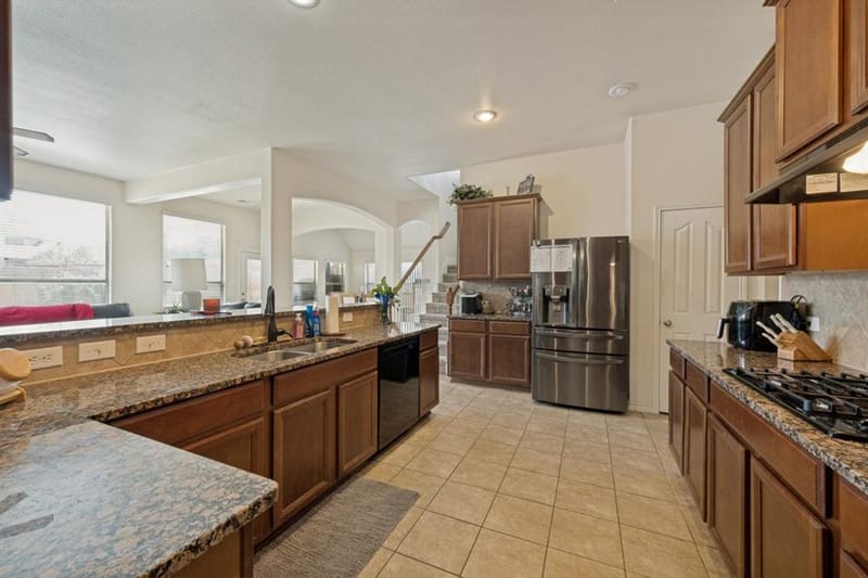 6133 Lamb Creek Drive, Fort Worth TX 76179 - Photo 5
