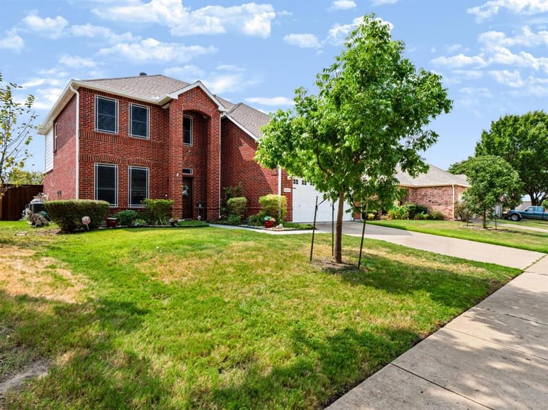 10518 Woodlands Trail, Rowlett TX 75089