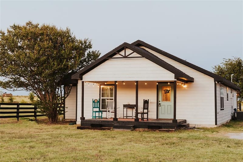 246 Hcr 1450 N, Covington TX 76636