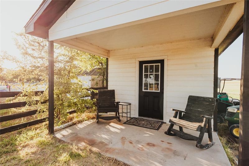 246 Hcr 1450 N, Covington TX 76636 - Photo 20