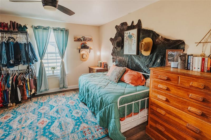 246 Hcr 1450 N, Covington TX 76636 - Photo 10