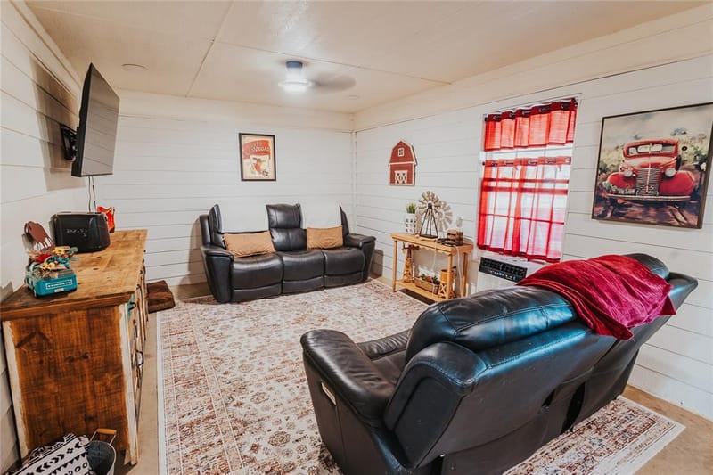 246 Hcr 1450 N, Covington TX 76636 - Photo 18