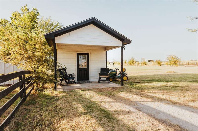 246 Hcr 1450 N, Covington TX 76636 - Photo 19