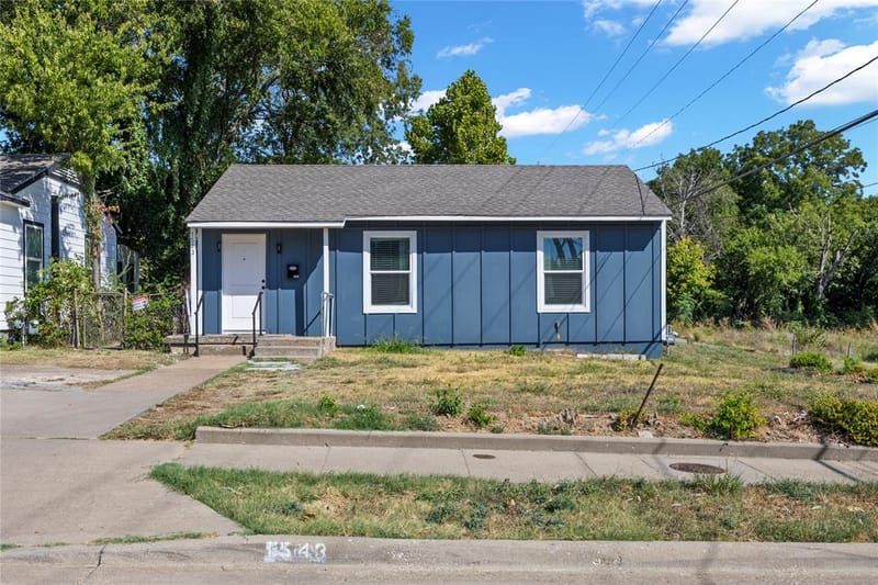 1543 Garza Avenue, Dallas TX 75216