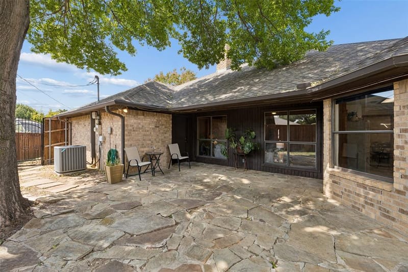 902 Briarcliff Court, Arlington TX 76012 - Photo 27