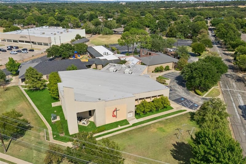 902 Briarcliff Court, Arlington TX 76012 - Photo 36
