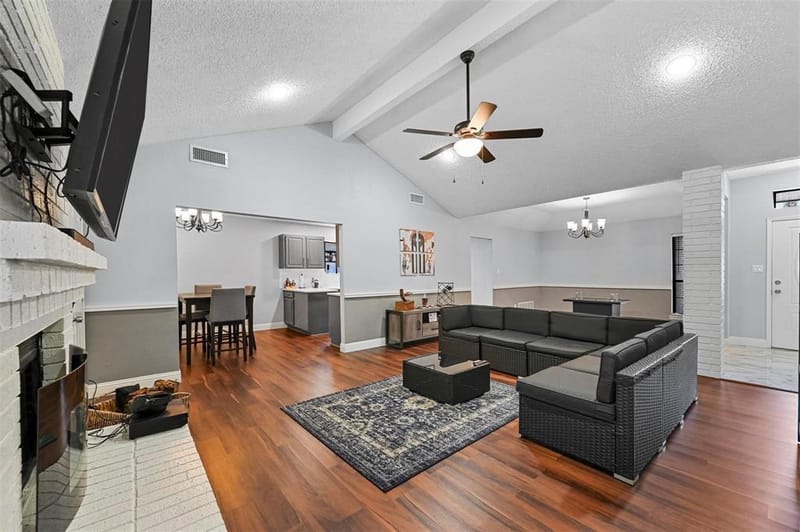 2530 Seven Hills Drive, Grand Prairie TX 75052 - Photo 11
