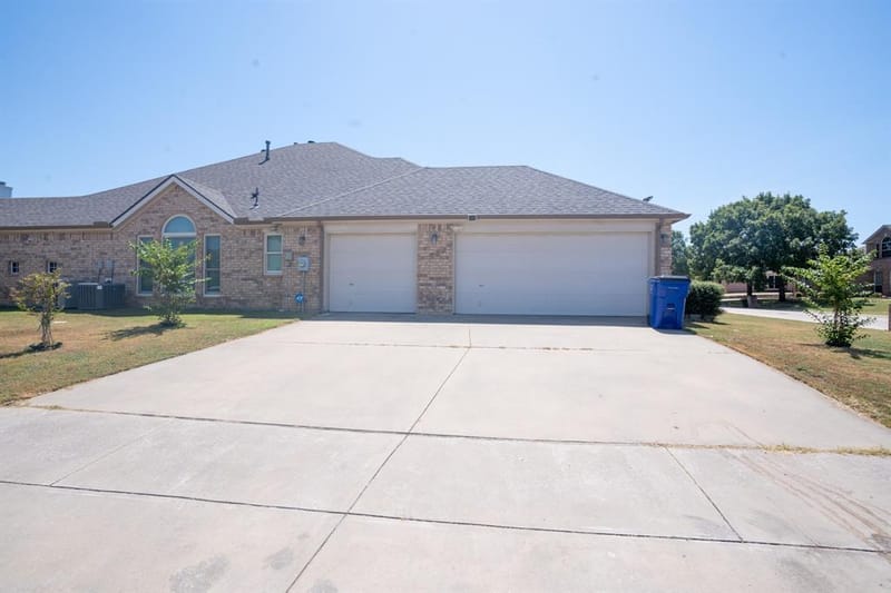 3020 Saint Jude Drive, Mansfield TX 76063 - Photo 3