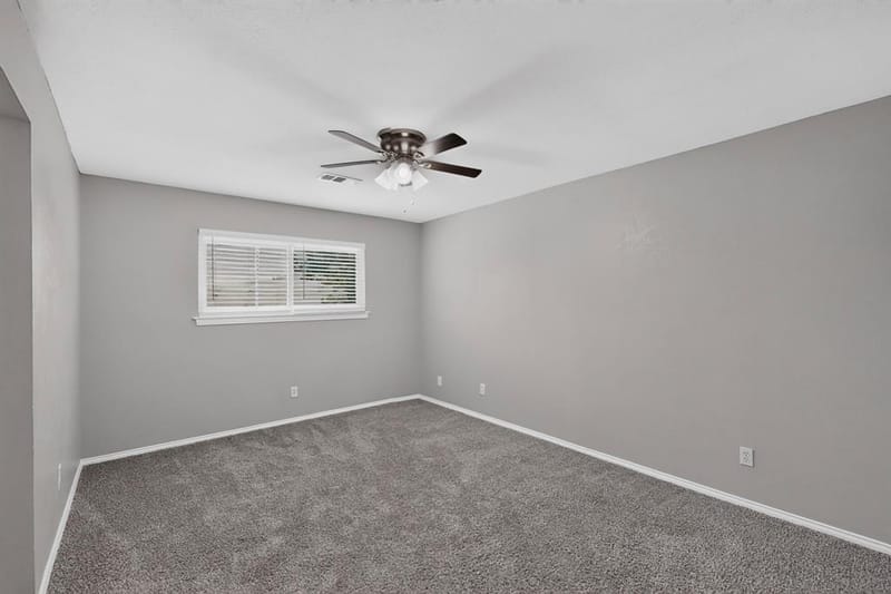 1380 Green Hills Court, Duncanville TX 75137 - Photo 32