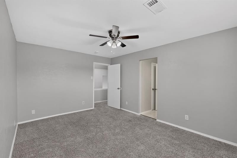 1380 Green Hills Court, Duncanville TX 75137 - Photo 33
