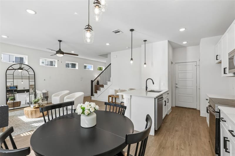 7345 Bree Court, Dallas TX 75235 - Photo 10