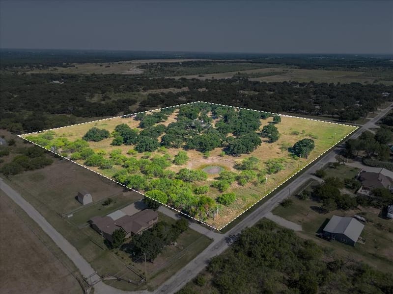 2136 Hayes Road, Mineral Wells TX 76067