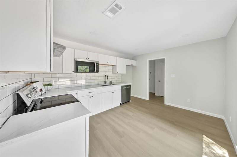 1218 Thomas Street, Denton TX 76201 - Photo 9