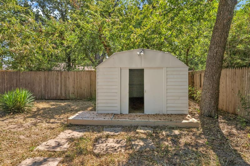 1218 Thomas Street, Denton TX 76201 - Photo 38