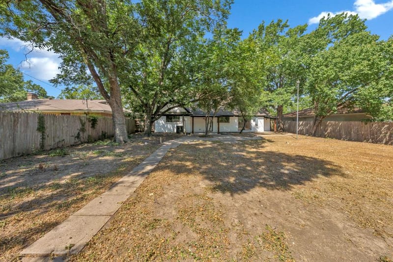 1218 Thomas Street, Denton TX 76201 - Photo 39