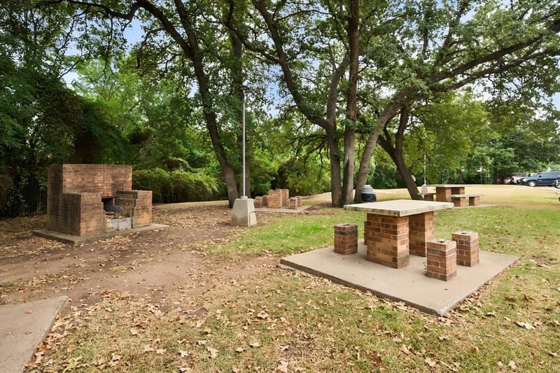 2300 Bamboo Drive # N102, Arlington TX 76006 - Photo 12